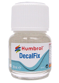 42013 Humbrol Decalfix 28ml. Improves adhesion & helps to conceal carrier film on decals.