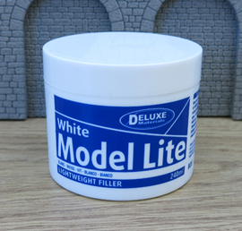 46075 BD5 Deluxe Materials White Model Lite (240ml)