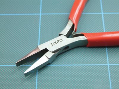 75602 Mini Flat Nose Plier with Plain Jaw