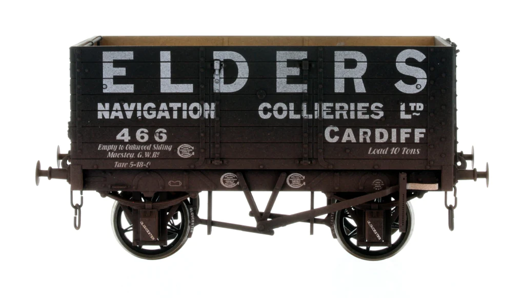 7F-073-002W 7 Plank 9' W/B Three Door Elders 466 Weathered