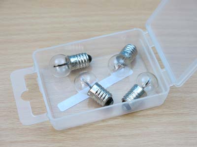 A25055 Pack of 4 Flashing Clear 1.5v Bulbs