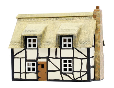 C020 DAPOL THATCHED COTTAGE