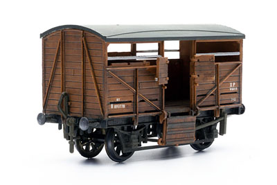 C039 DAPOL CATTLE WAGON