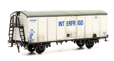 C042 Dapol Fridge van