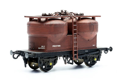 C043 Dapol Twin Silo Wagon