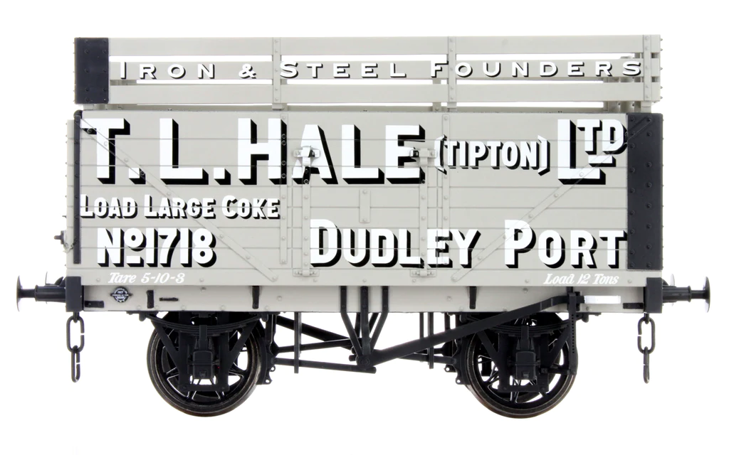 LHT-F-073-002 7 Plank Coke Wagon with Rails Hale Vs 2