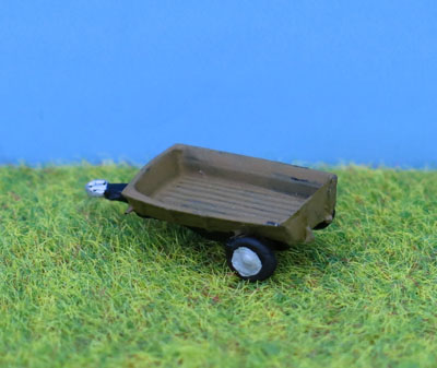 Painted # PDX54 P & D Marsh N Gauge Lawnmower & Wheelbarrow 