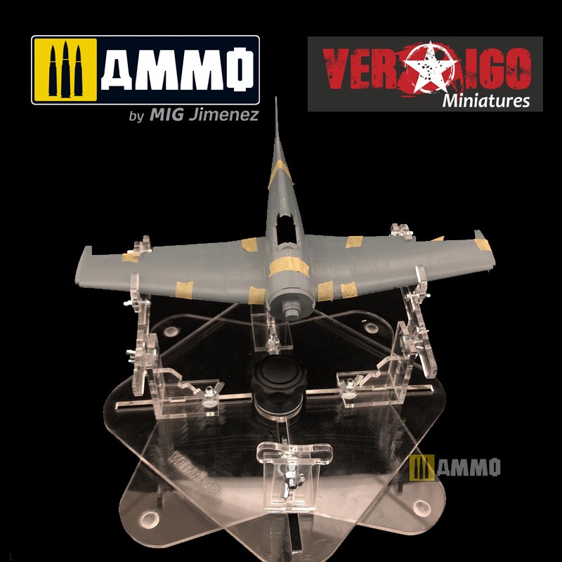 VMP025 Ammo Airbrush II, with rotary base (hold plane during painting)