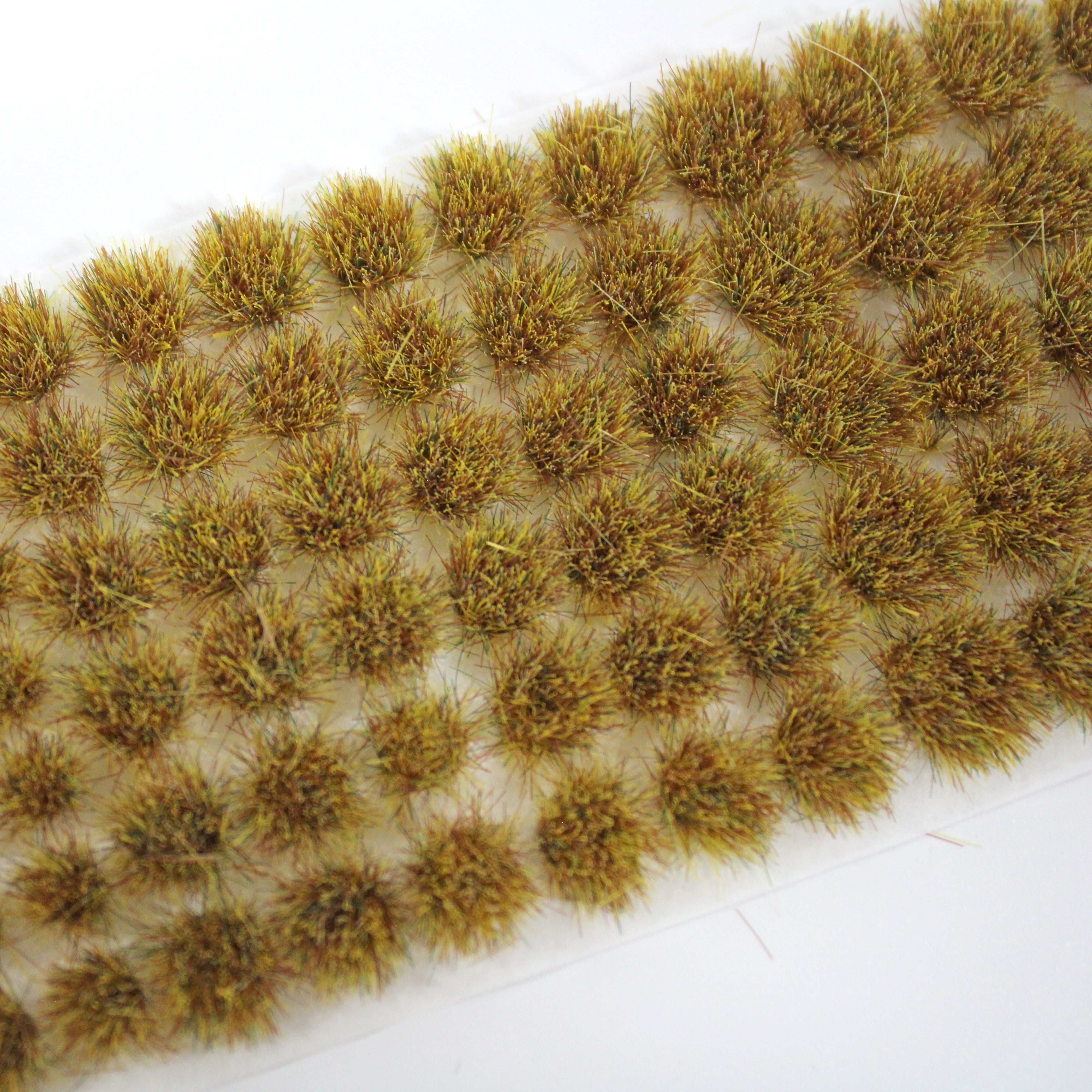 W3T-DE4 WW Scenics Dead Tufts 4mm x103